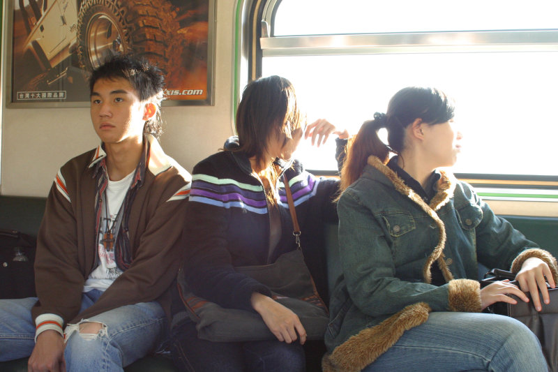 台灣鐵路旅遊攝影電車-區間車旅客篇2004攝影照片104