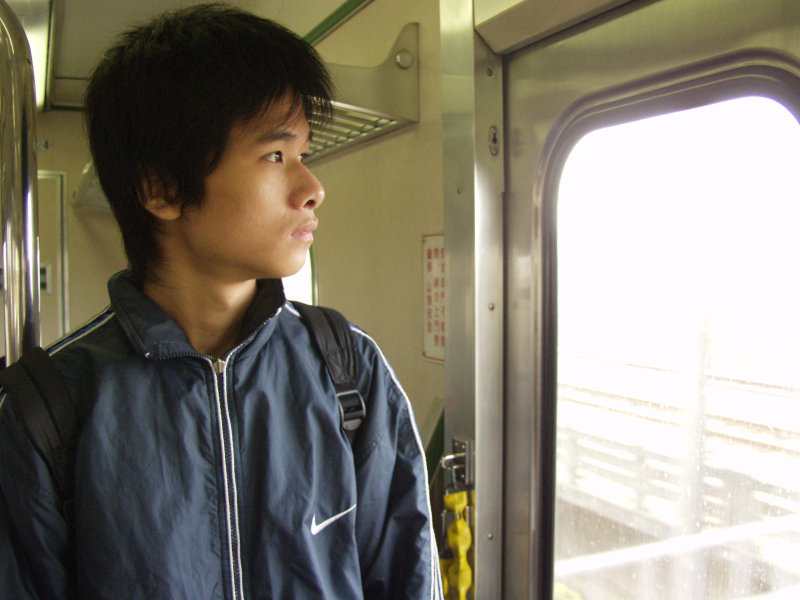 台灣鐵路旅遊攝影電車-區間車旅客篇2004攝影照片124