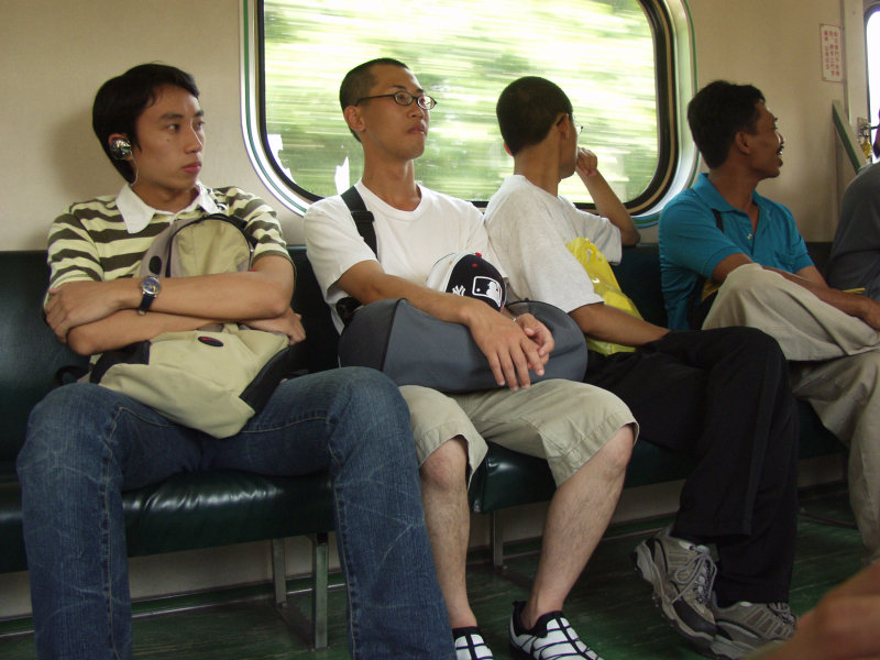 台灣鐵路旅遊攝影電車-區間車旅客篇2004攝影照片140