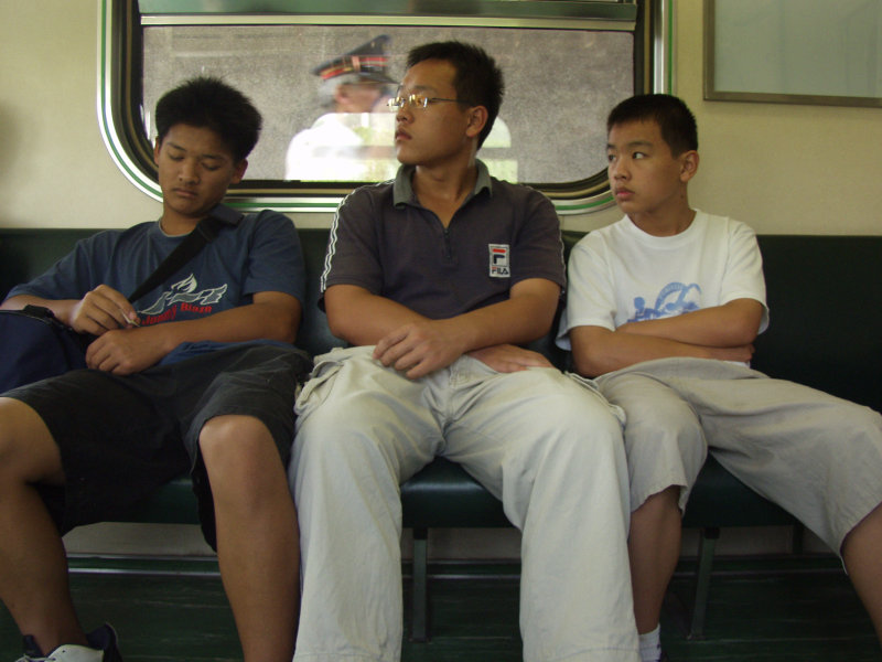 台灣鐵路旅遊攝影電車-區間車旅客篇2004攝影照片204