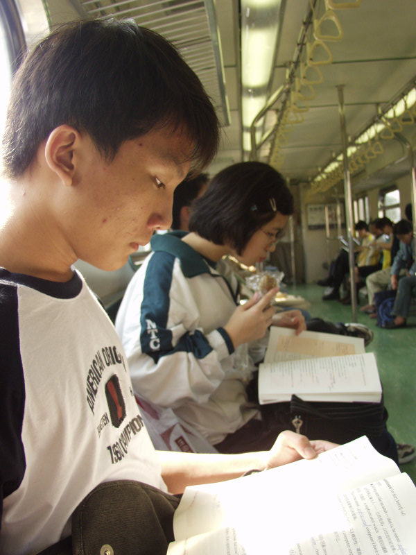 台灣鐵路旅遊攝影電車-區間車旅客篇2004攝影照片218