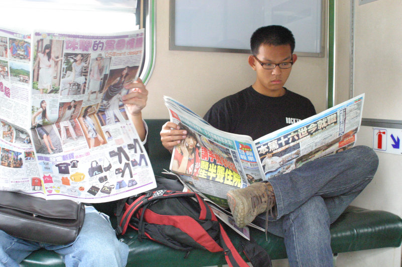 台灣鐵路旅遊攝影電車-區間車旅客篇2005攝影照片10