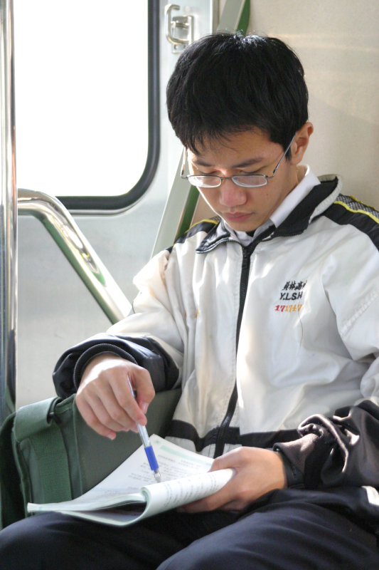 台灣鐵路旅遊攝影電車-區間車旅客篇2005攝影照片26