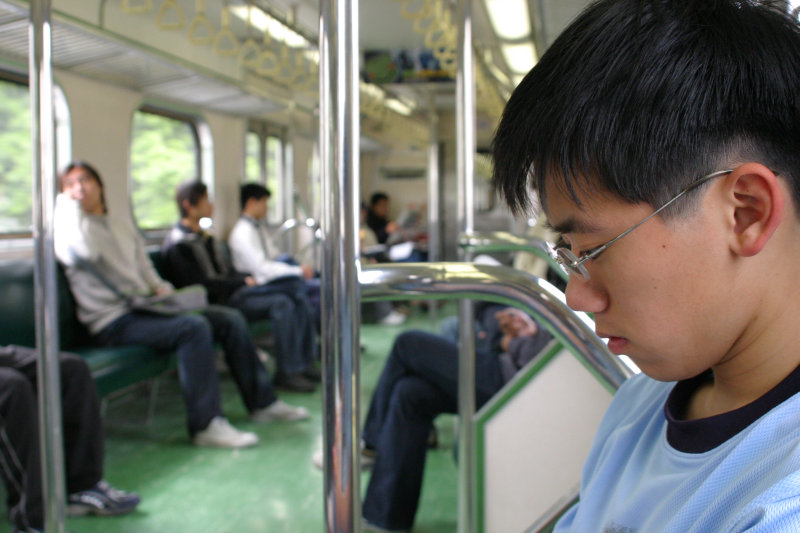 台灣鐵路旅遊攝影電車-區間車旅客篇2005攝影照片39