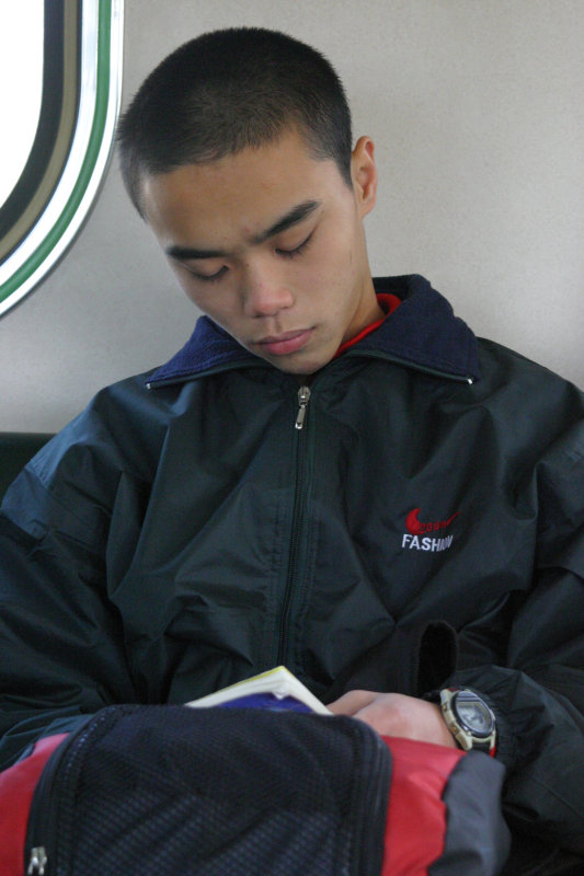 台灣鐵路旅遊攝影電車-區間車旅客篇2005攝影照片56