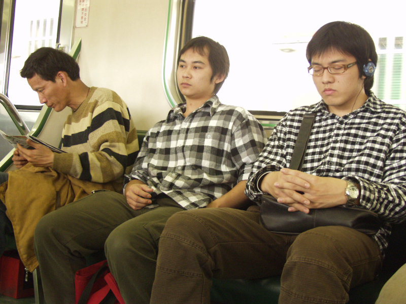 台灣鐵路旅遊攝影電車-區間車旅客篇2005攝影照片109
