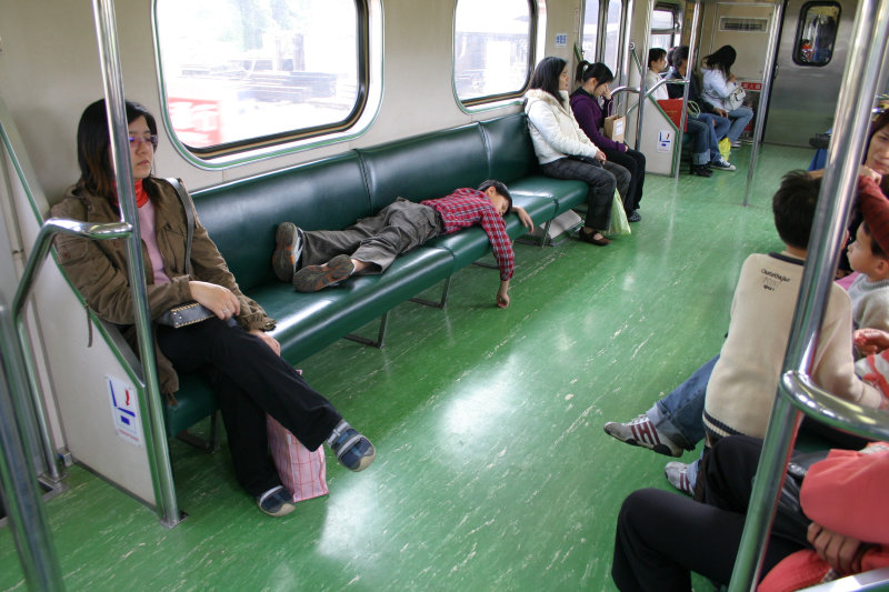 台灣鐵路旅遊攝影電車-區間車旅客篇2006攝影照片2