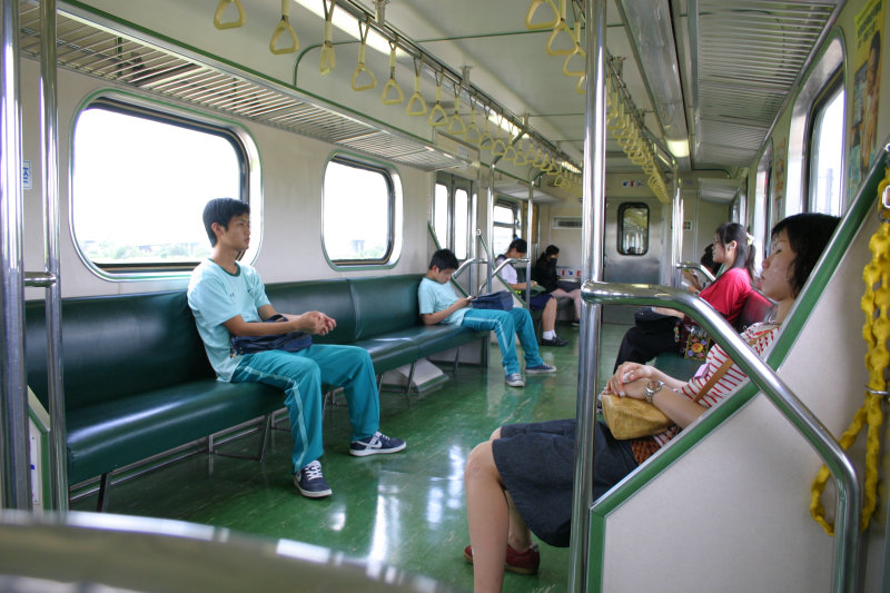 台灣鐵路旅遊攝影電車-區間車旅客篇2006攝影照片3