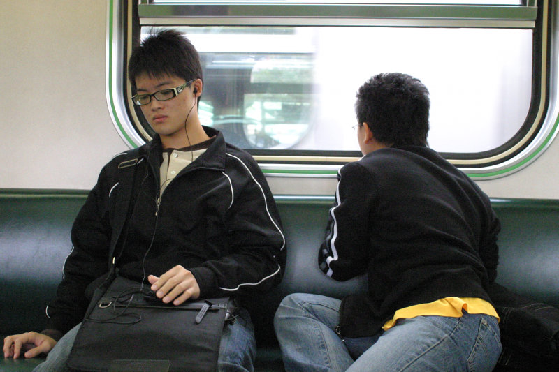 台灣鐵路旅遊攝影電車-區間車旅客篇2006攝影照片11