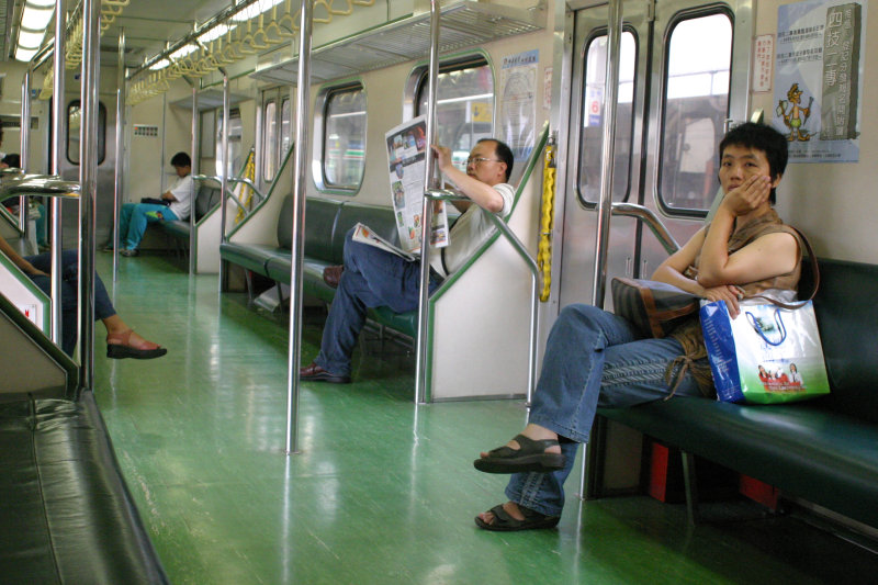 台灣鐵路旅遊攝影電車-區間車行車特寫攝影照片26