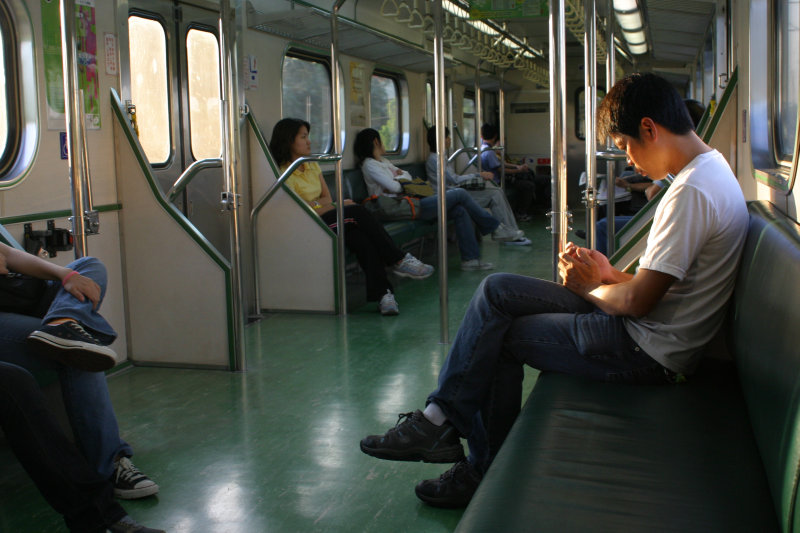 台灣鐵路旅遊攝影電車-區間車行車特寫攝影照片33