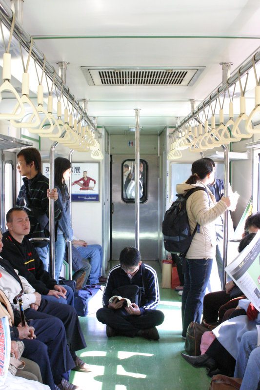 台灣鐵路旅遊攝影電車-區間車行車特寫攝影照片42