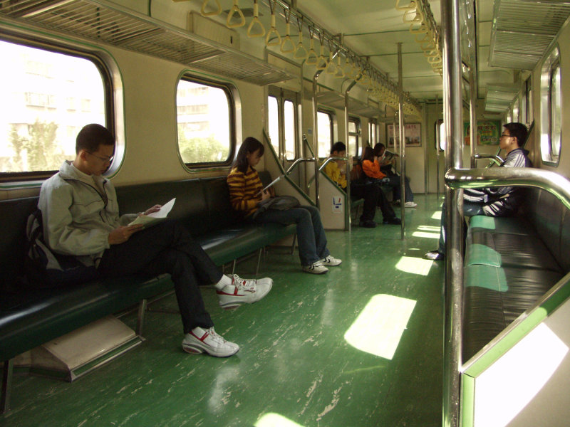 台灣鐵路旅遊攝影電車-區間車行車特寫攝影照片64