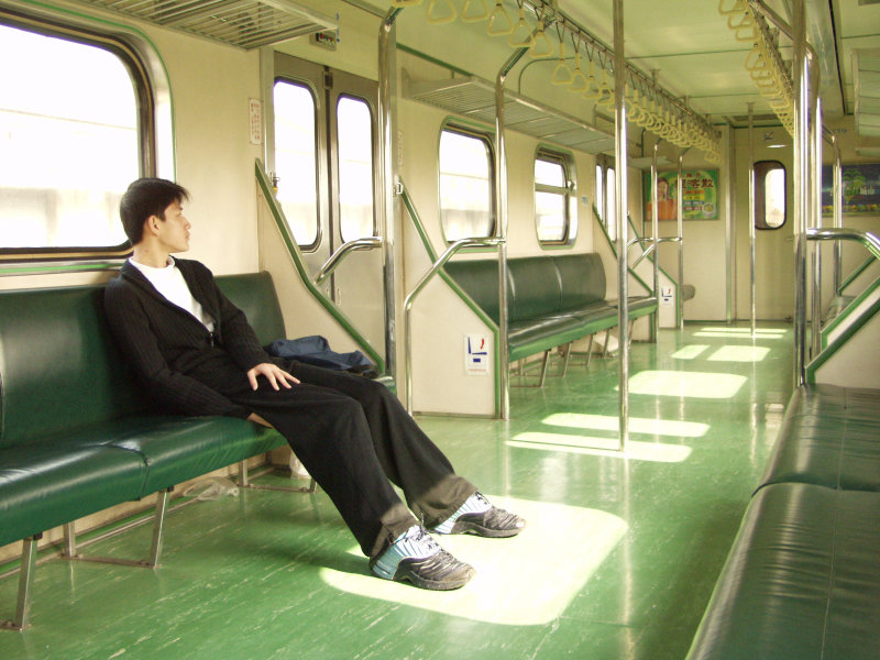 台灣鐵路旅遊攝影電車-區間車行車特寫攝影照片65