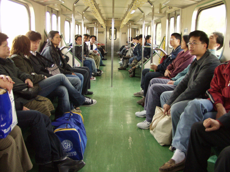 台灣鐵路旅遊攝影電車-區間車行車特寫攝影照片67