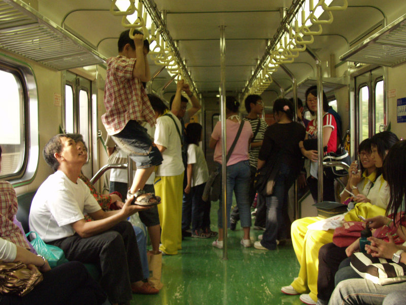 台灣鐵路旅遊攝影電車-區間車行車特寫攝影照片74