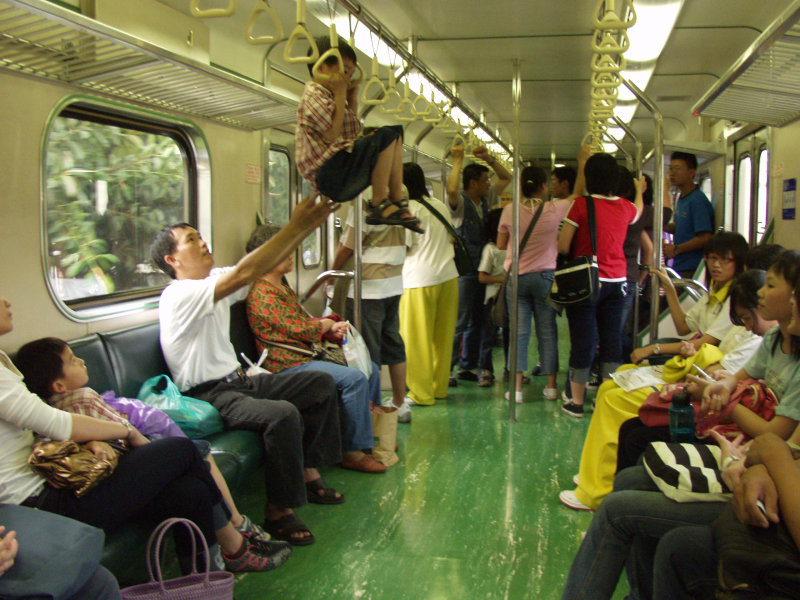 台灣鐵路旅遊攝影電車-區間車行車特寫攝影照片75
