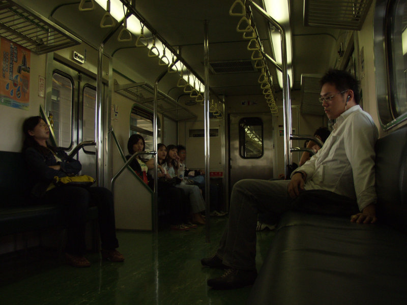 台灣鐵路旅遊攝影電車-區間車行車特寫攝影照片98