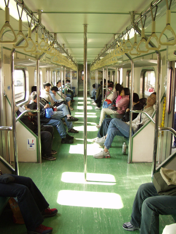 台灣鐵路旅遊攝影電車-區間車行車特寫攝影照片104
