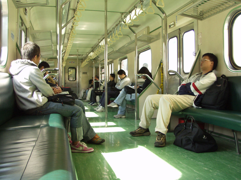 台灣鐵路旅遊攝影電車-區間車行車特寫攝影照片105