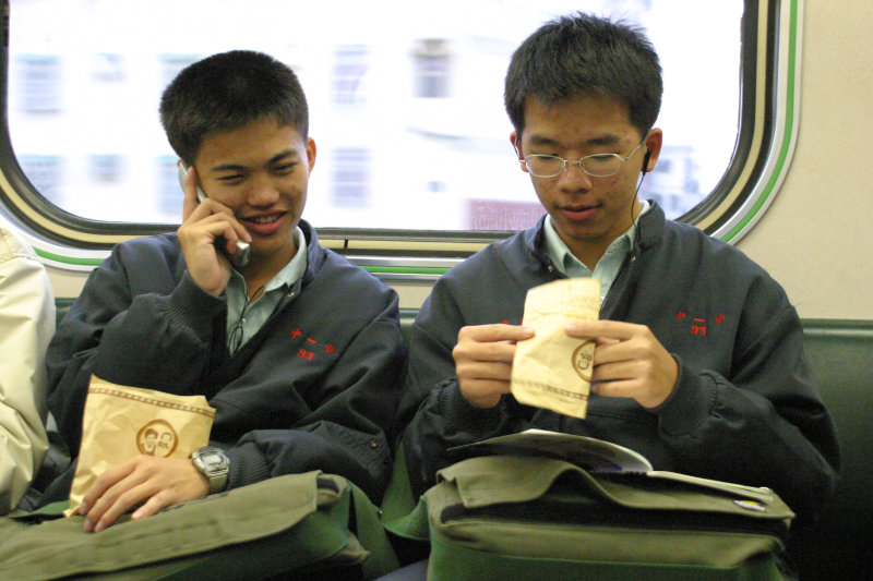 台灣鐵路旅遊攝影街拍帥哥一中同學2005-02-22攝影照片4