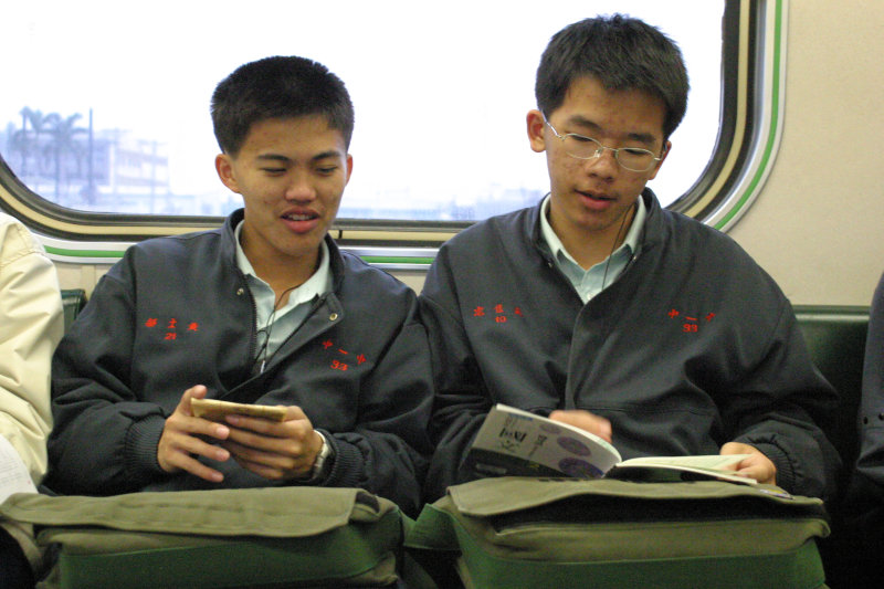 台灣鐵路旅遊攝影街拍帥哥一中同學2005-02-22攝影照片10