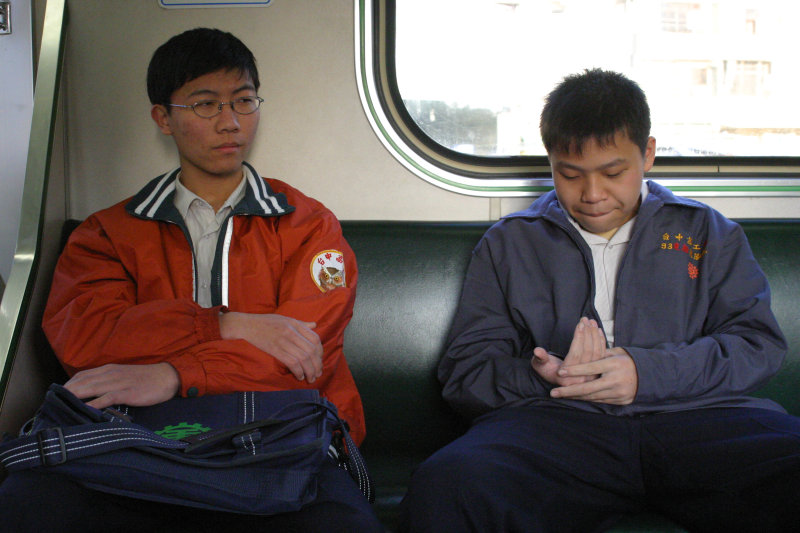 台灣鐵路旅遊攝影街拍帥哥台中高工2005-03-06攝影照片8
