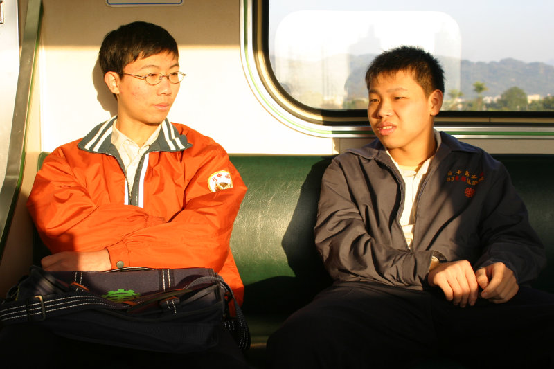 台灣鐵路旅遊攝影街拍帥哥台中高工2005-03-06攝影照片13