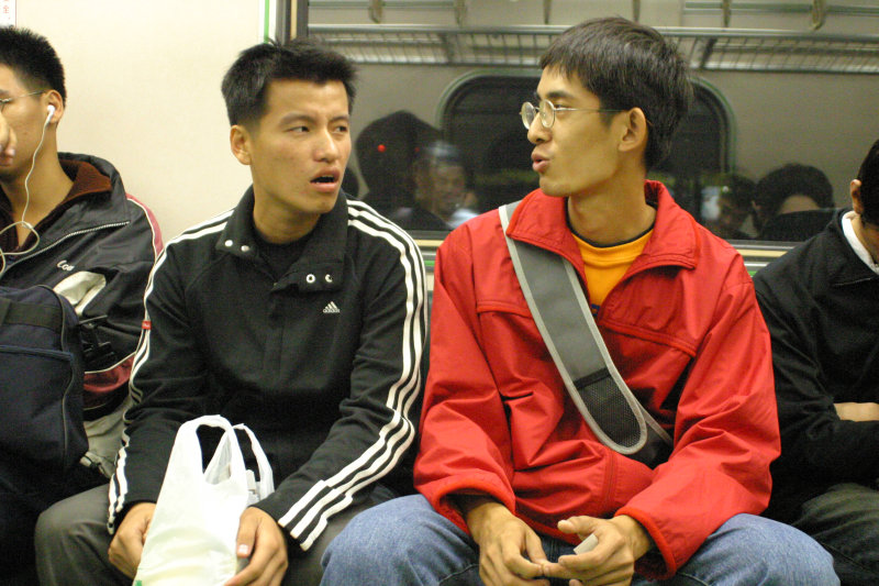 台灣鐵路旅遊攝影街拍帥哥后里阿兵哥2004-11-26攝影照片1