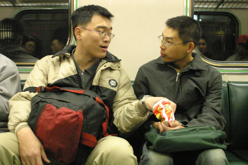 台灣鐵路旅遊攝影街拍帥哥后里阿兵哥2005-03-18攝影照片5