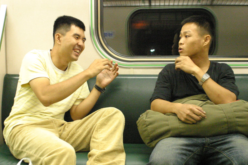 台灣鐵路旅遊攝影街拍帥哥后里阿兵哥2005-07-22攝影照片10