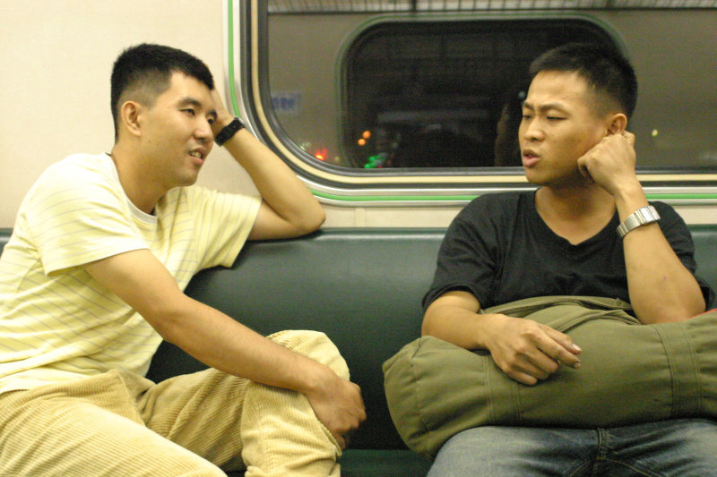 台灣鐵路旅遊攝影街拍帥哥后里阿兵哥2005-07-22攝影照片18