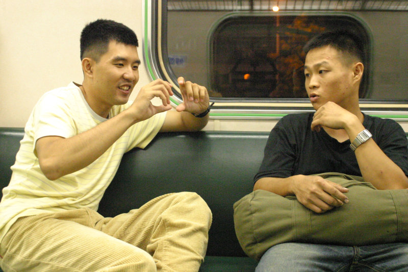 台灣鐵路旅遊攝影街拍帥哥后里阿兵哥2005-07-22攝影照片31