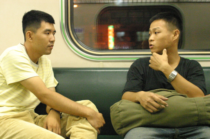 台灣鐵路旅遊攝影街拍帥哥后里阿兵哥2005-07-22攝影照片42