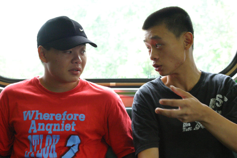 台灣鐵路旅遊攝影街拍帥哥對話旅客(1)2005-07-31攝影照片59