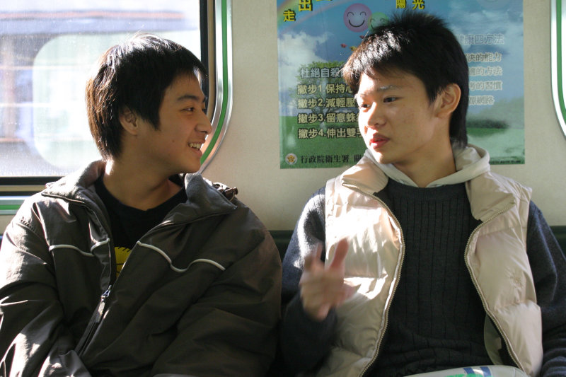 台灣鐵路旅遊攝影街拍帥哥對話旅客(1)2005-12-17攝影照片12