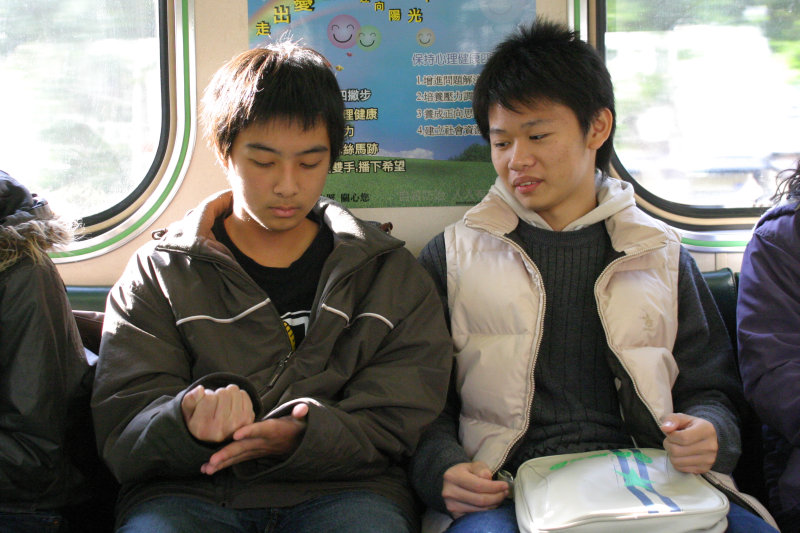 台灣鐵路旅遊攝影街拍帥哥對話旅客(1)2005-12-17攝影照片14