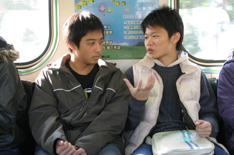 台灣鐵路旅遊攝影街拍帥哥對話旅客(1)2005-12-17攝影照片15