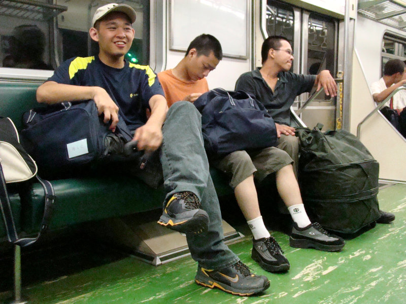 台灣鐵路旅遊攝影街拍帥哥成功嶺20070720攝影照片4