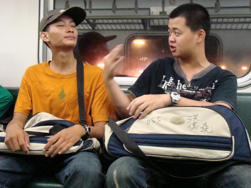 台灣鐵路旅遊攝影街拍帥哥成功嶺20070720攝影照片9