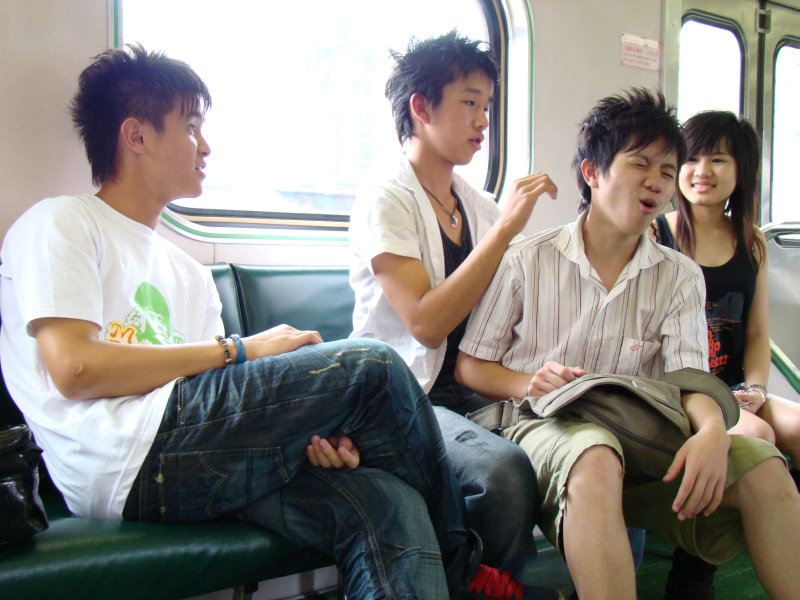 台灣鐵路旅遊攝影街拍帥哥邀請20070610攝影照片2
