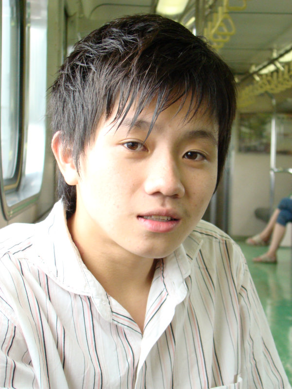 台灣鐵路旅遊攝影街拍帥哥邀請20070610攝影照片15