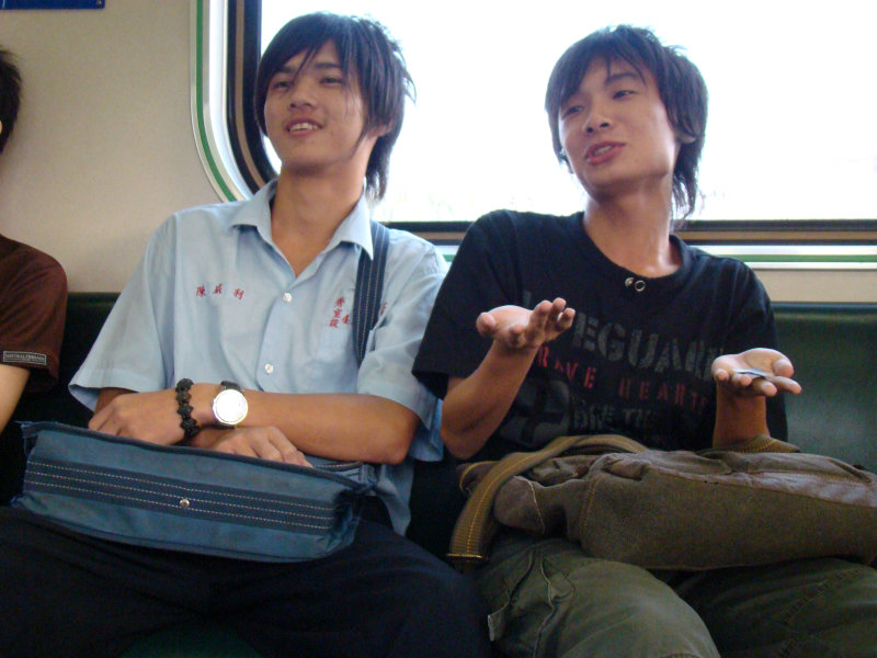 台灣鐵路旅遊攝影街拍帥哥陳威力2007-09-15攝影照片11