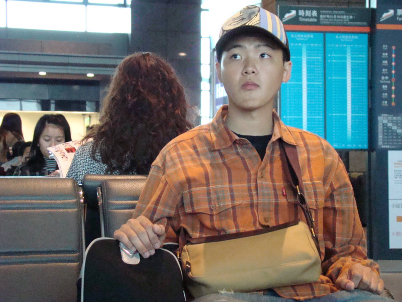 台灣鐵路旅遊攝影高鐵台灣高鐵台中烏日站旅客特寫篇攝影照片117