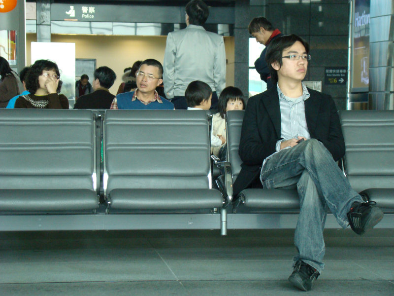 台灣鐵路旅遊攝影高鐵台灣高鐵台中烏日站旅客特寫篇攝影照片178