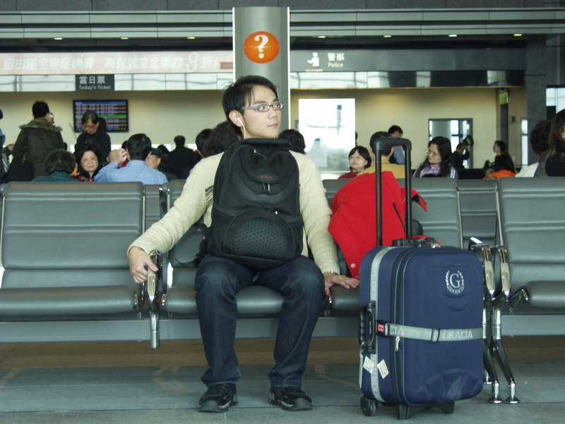 台灣鐵路旅遊攝影高鐵台灣高鐵台中烏日站旅客特寫篇攝影照片296